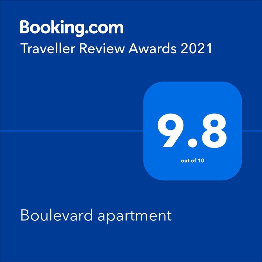 Boulevard apartment Batoumi Extérieur photo