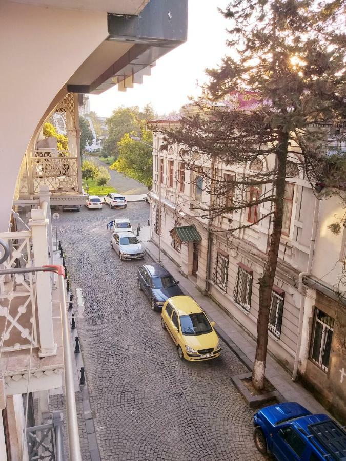 Boulevard apartment Batoumi Extérieur photo